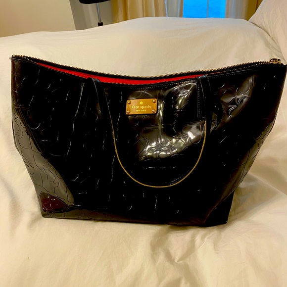Kate Spade Patent Logo Embossed Tote Bag in Black - Picture 12 of 13